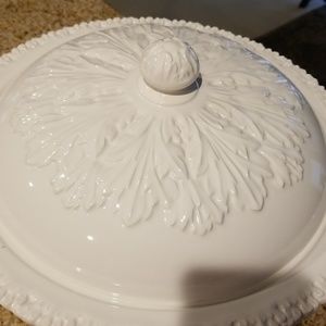 Beautiful Italian Serving dish w/lid by Bizzirri